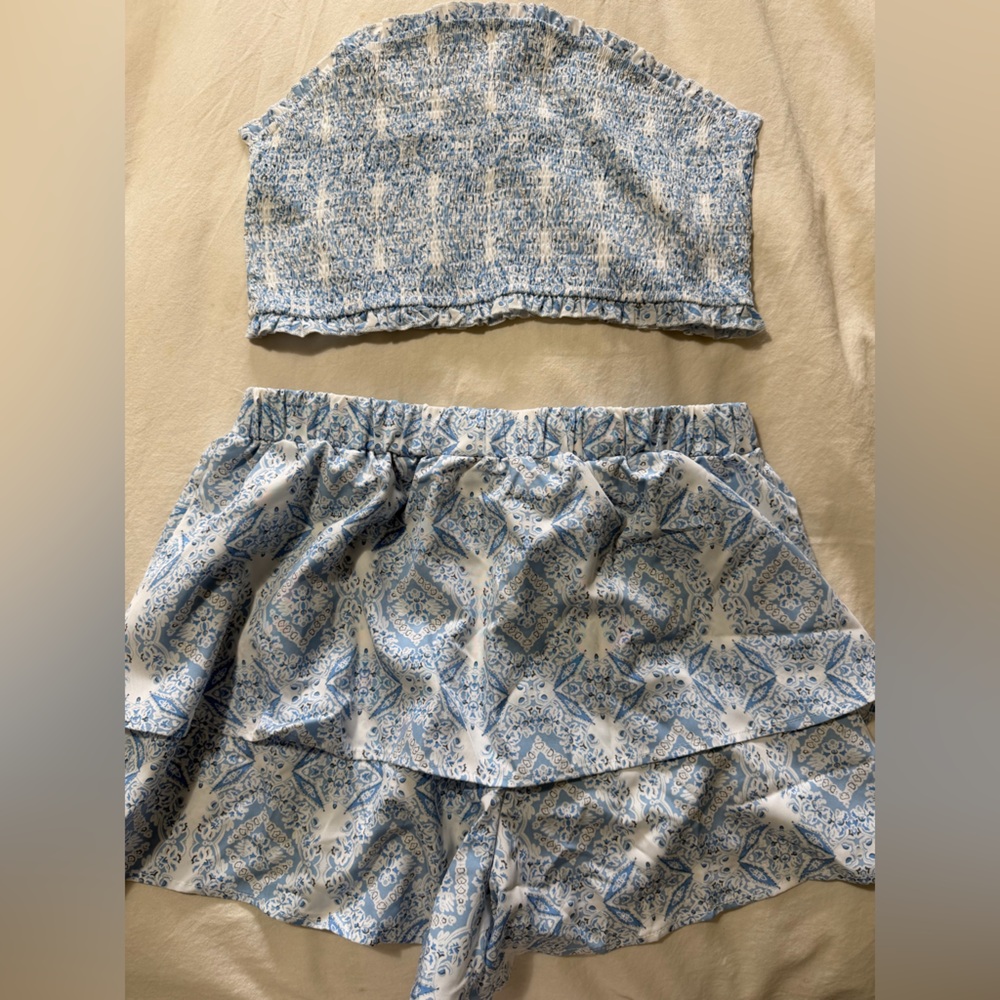 Two-Piece Set